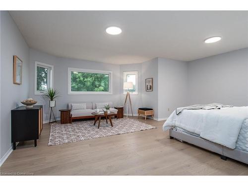 28 Hilborn Avenue, Cambridge, ON - Indoor Photo Showing Bedroom