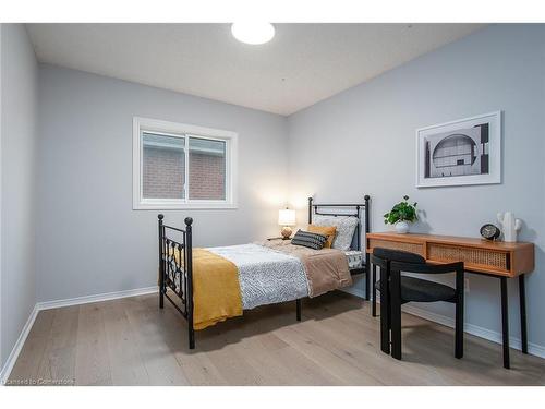 28 Hilborn Avenue, Cambridge, ON - Indoor Photo Showing Bedroom