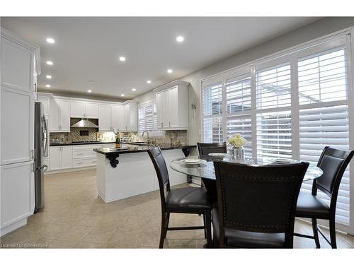 56 Henwood Drive, Cambridge, ON - Indoor Photo Showing Dining Room