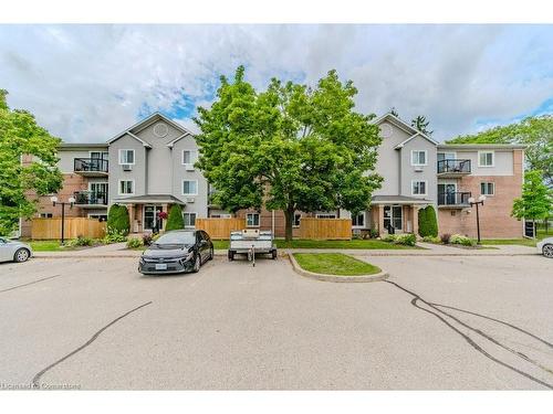 305-276 Eiwo Court, Waterloo, ON - Outdoor With Facade