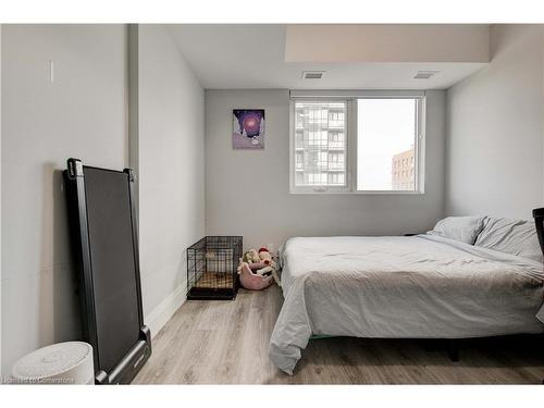 1601-108 Garment Street, Kitchener, ON - Indoor Photo Showing Bedroom