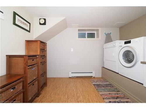 217 Waterloo Street, Kitchener, ON - Indoor Photo Showing Laundry Room