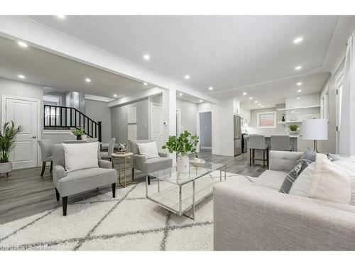 75 Wilfred Avenue, Kitchener, ON - Indoor Photo Showing Living Room