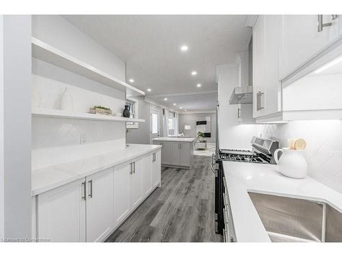 75 Wilfred Avenue, Kitchener, ON - Indoor Photo Showing Kitchen