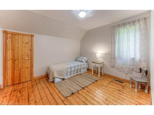 1249 Notre Dame Drive, Petersburg, ON - Indoor Photo Showing Bedroom