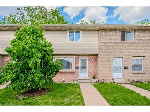 23-293 Fairway Road N, Kitchener, ON - Outdoor