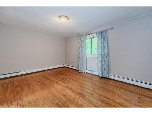 23-293 Fairway Road N, Kitchener, ON - Indoor Photo Showing Other Room