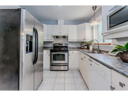 38-235 Saginaw Parkway, Cambridge, ON - Indoor Photo Showing Kitchen With Double Sink