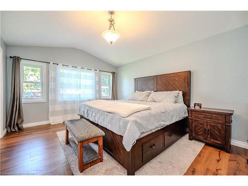 66 Schweitzer Street, Kitchener, ON - Indoor Photo Showing Bedroom