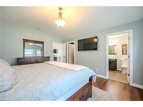 66 Schweitzer Street, Kitchener, ON - Indoor Photo Showing Bedroom