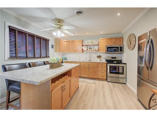 1012 Road 10 W, Conestogo Lake, ON - Indoor Photo Showing Kitchen