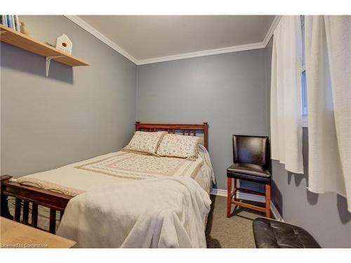 1012 Road 10 W, Conestogo Lake, ON - Indoor Photo Showing Bedroom