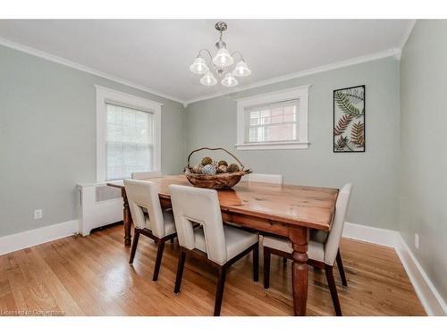 Main-96 John Street W, Waterloo, ON - Indoor Photo Showing Dining Room