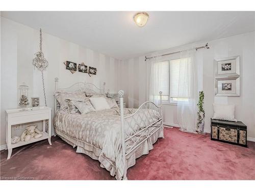 45 Sandpiper Drive, Guelph, ON - Indoor Photo Showing Bedroom