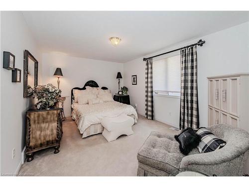 45 Sandpiper Drive, Guelph, ON - Indoor Photo Showing Bedroom