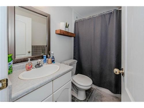 45 Sandpiper Drive, Guelph, ON - Indoor Photo Showing Bathroom