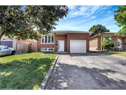 B-38 Lorraine Drive, Cambridge, ON - Outdoor