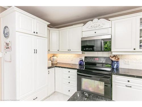 65 Edgehill Drive, Kitchener, ON - Indoor Photo Showing Kitchen