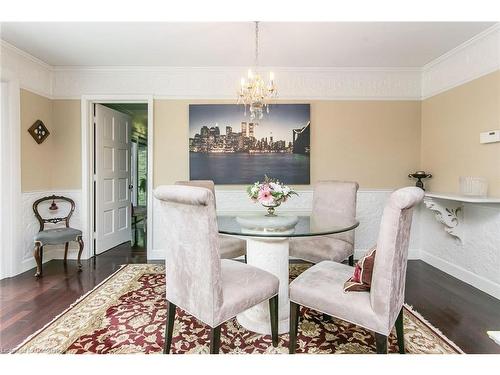 65 Edgehill Drive, Kitchener, ON - Indoor Photo Showing Dining Room