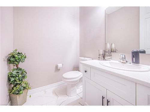 43 Broadacre Dr Drive, Kitchener, ON - Indoor Photo Showing Bathroom