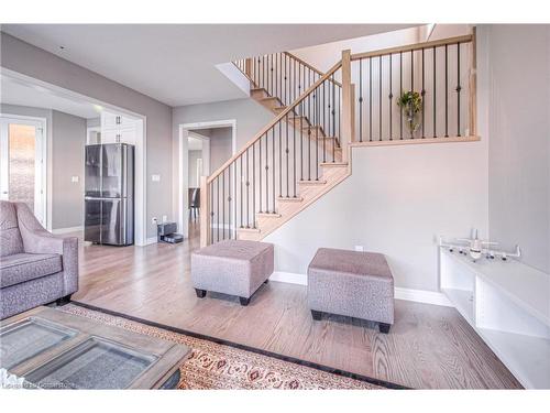 43 Broadacre Dr Drive, Kitchener, ON - Indoor Photo Showing Living Room