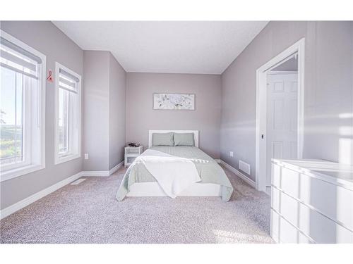 43 Broadacre Dr Drive, Kitchener, ON - Indoor Photo Showing Bedroom