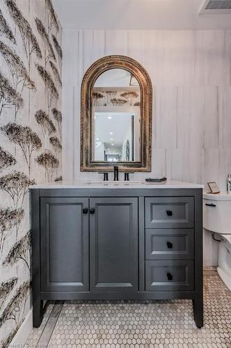 7146 Wellington Road 18, Elora, ON - Indoor Photo Showing Bathroom