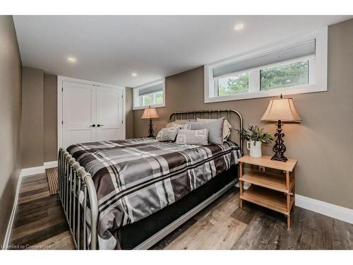 7146 Wellington Road 18, Elora, ON - Indoor Photo Showing Bedroom