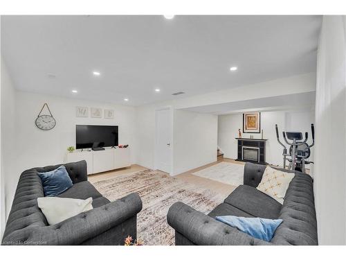 51 Madeleine Street, Kitchener, ON - Indoor Photo Showing Living Room