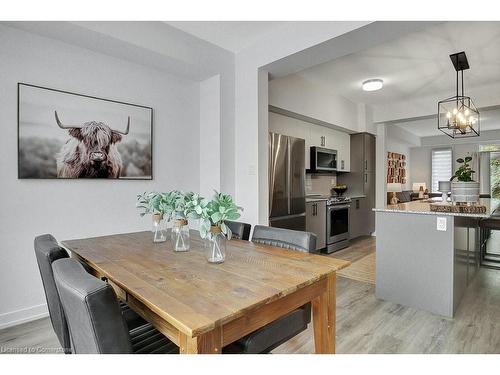 35-350 River Road, Cambridge, ON - Indoor Photo Showing Dining Room