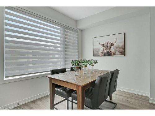 35-350 River Road, Cambridge, ON - Indoor Photo Showing Dining Room