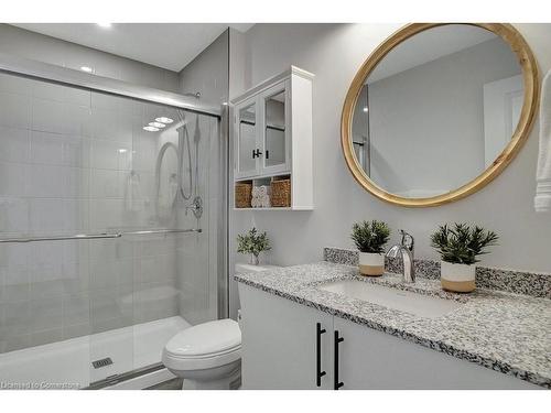 35-350 River Road, Cambridge, ON - Indoor Photo Showing Bathroom