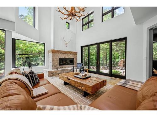 362 Geddes Street, Elora, ON - Indoor Photo Showing Living Room With Fireplace