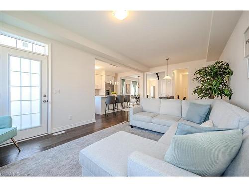 121 Haldimand Street, Kitchener, ON - Indoor Photo Showing Living Room