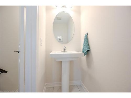 121 Haldimand Street, Kitchener, ON - Indoor Photo Showing Bathroom