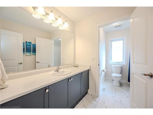 121 Haldimand Street, Kitchener, ON - Indoor Photo Showing Bathroom