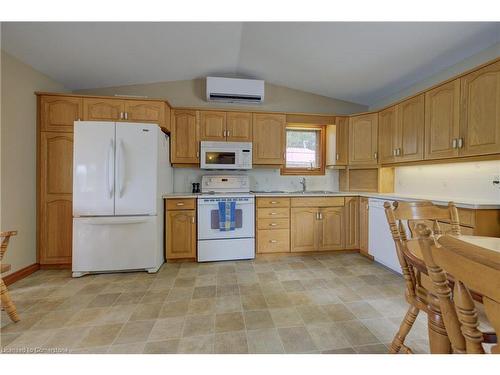 197 Road One D, Conestogo Lake, ON - Indoor Photo Showing Kitchen