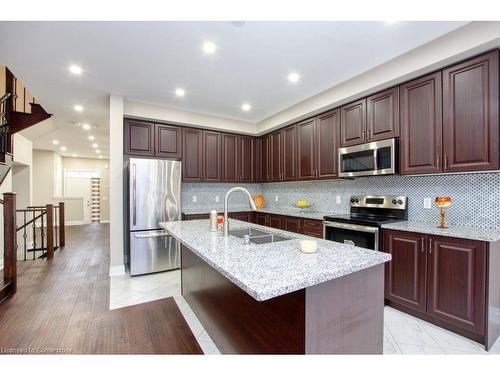 4099 Maitland Street, Beamsville, ON - Indoor Photo Showing Kitchen With Upgraded Kitchen