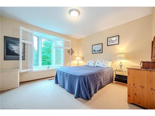 36 Culpepper Drive, Waterloo, ON - Indoor Photo Showing Bedroom