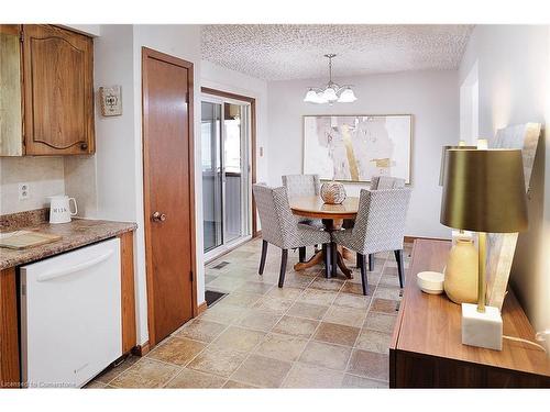 1480 Roseville Road, Cambridge, ON - Indoor Photo Showing Dining Room