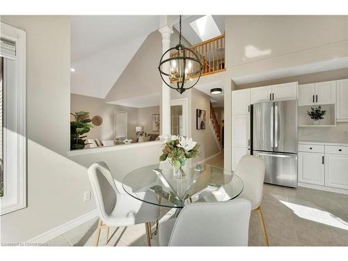 173 Deer Ridge Drive, Kitchener, ON - Indoor Photo Showing Dining Room