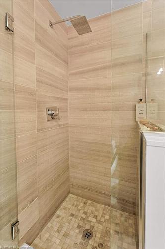 707-112 Benton Street, Kitchener, ON - Indoor Photo Showing Bathroom