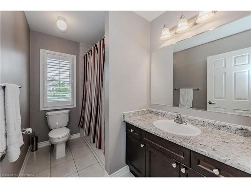 399 Grovehill Crescent, Kitchener, ON - Indoor Photo Showing Bathroom