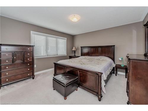 399 Grovehill Crescent, Kitchener, ON - Indoor Photo Showing Bedroom