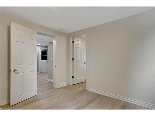 18 Windale Crescent, Kitchener, ON - Indoor Photo Showing Other Room