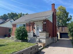 301 Highland Road E Kitchener, ON N2M 3W6