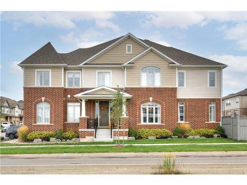 2 Stonehill Avenue E, Kitchener, ON - Outdoor With Facade