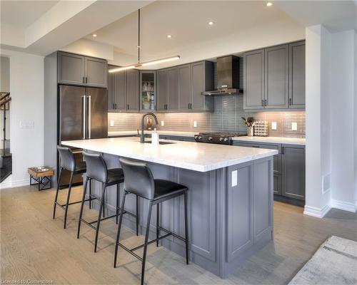 2 Stonehill Avenue E, Kitchener, ON - Indoor Photo Showing Kitchen With Stainless Steel Kitchen With Upgraded Kitchen