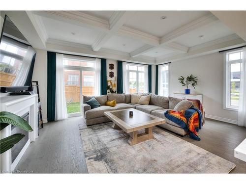 2 Stonehill Avenue E, Kitchener, ON - Indoor Photo Showing Living Room With Fireplace