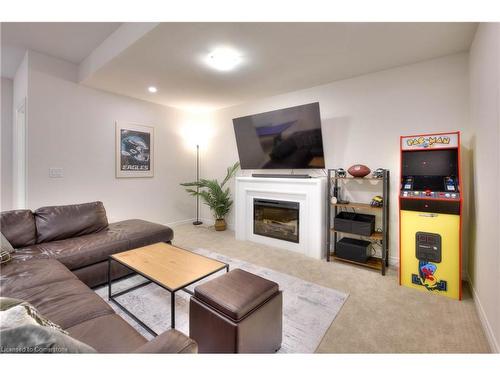 2 Stonehill Avenue E, Kitchener, ON - Indoor Photo Showing Living Room With Fireplace